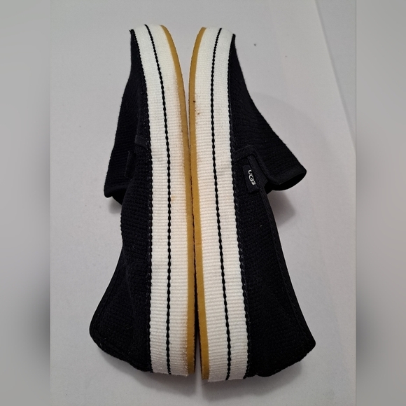 COPY - UGG Bren Black Slip On Shoe/Flat Size 10 - Picture 7 of 8